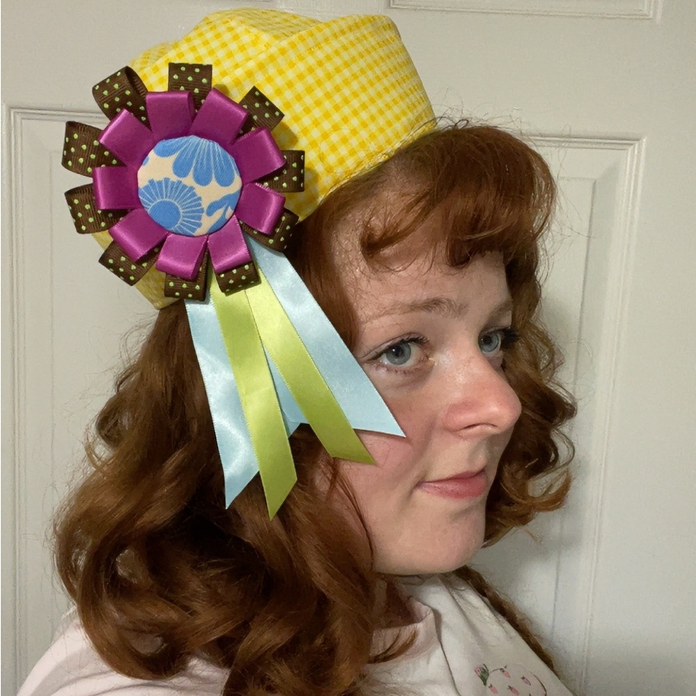 Ribbon Rosette Pin